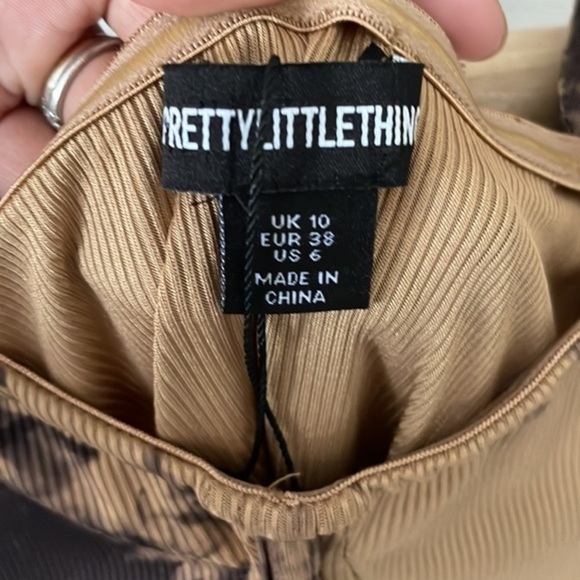 NWT Pretty Little Thing Brown Abstract Rib Corset Detail Bodycon Dress 0081 - Picture 6 of 10